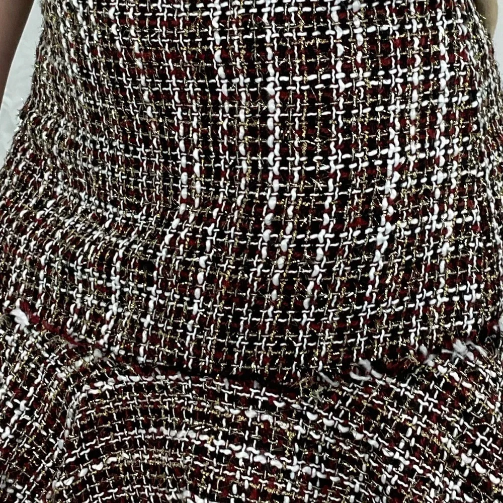 Mi Ami adorable tweed skirt with fit and flare style - Picture 7 of 7